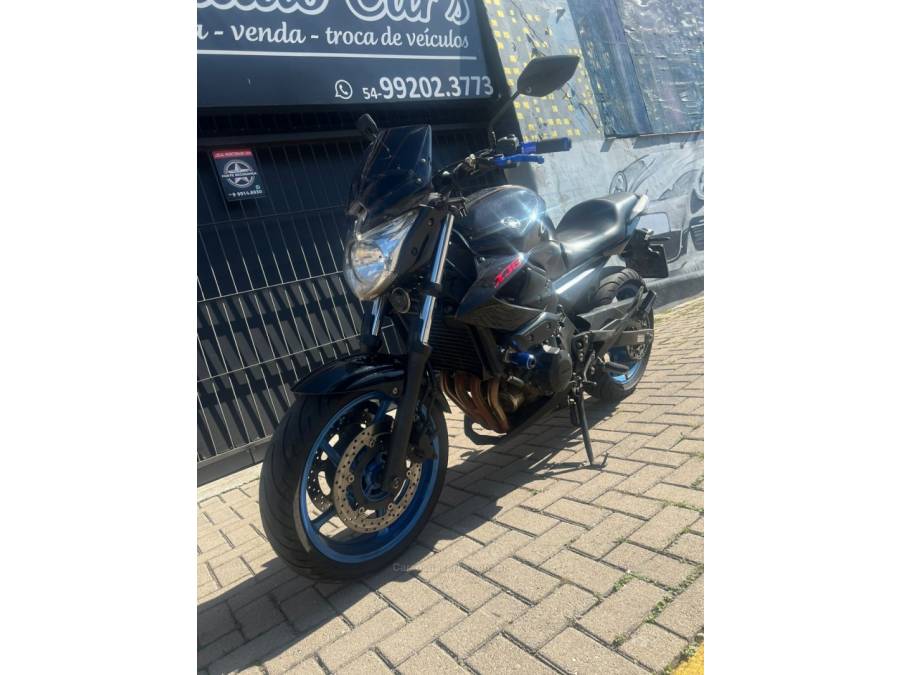 YAMAHA - XJ6 N - 2011/2011 - Preta - R$ 34.900,00