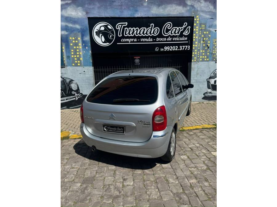 CITROËN - XSARA PICASSO - 2010/2010 - Prata - R$ 26.900,00