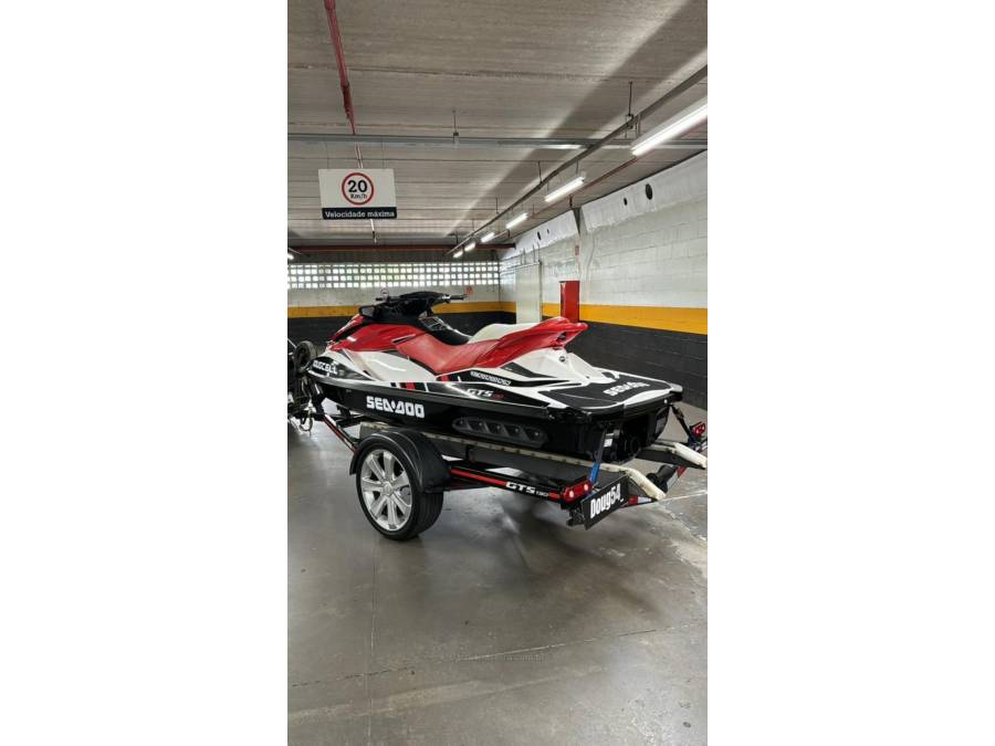 SEADOO - JET SKI - 2012/2012 - Vermelha - R$ 57.000,00