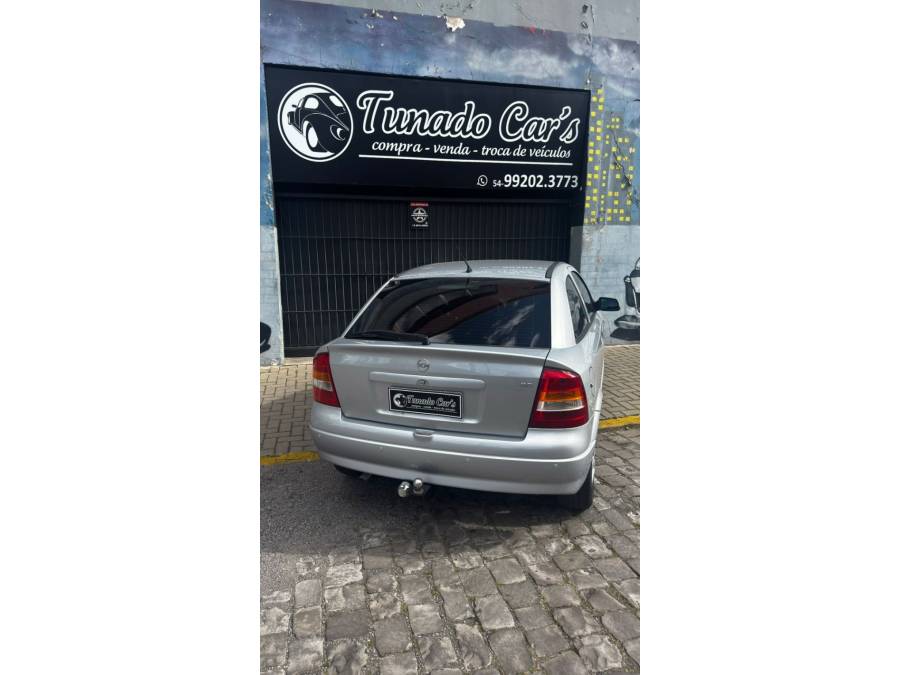 CHEVROLET - ASTRA - 2002/2002 - Prata - R$ 24.900,00