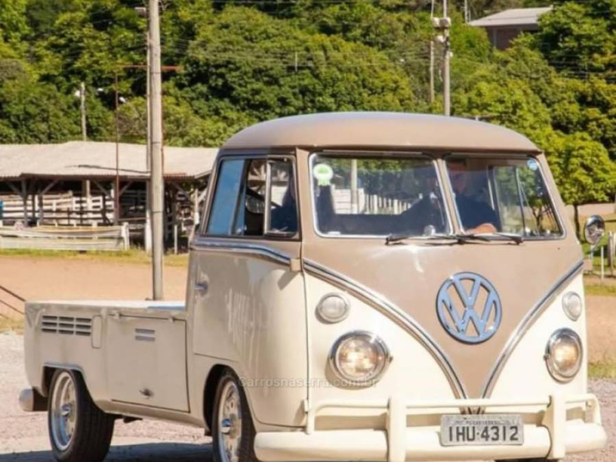 VOLKSWAGEN - KOMBI - 1975/1975 - Bege - R$ 79.900,00