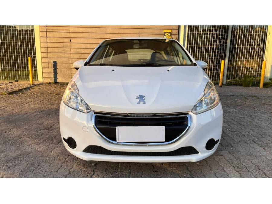 PEUGEOT - 208 - 2013/2014 - Branca - R$ 38.900,00