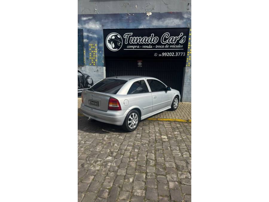 CHEVROLET - ASTRA - 2002/2002 - Prata - R$ 24.900,00