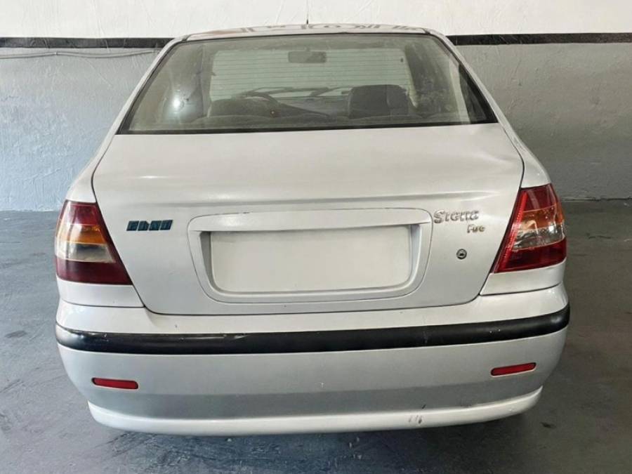 FIAT - SIENA - 2004/2004 - Prata - R$ 16.900,00
