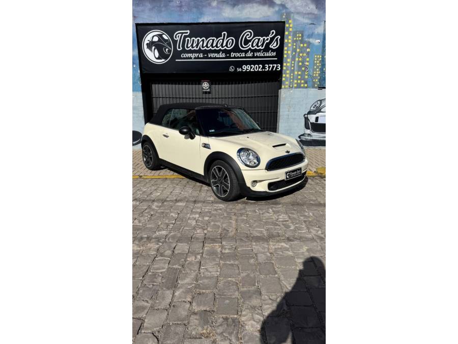 MINI - COOPER - 2012/2013 - Branca - R$ 79.900,00