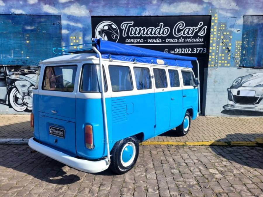 VOLKSWAGEN - KOMBI - 1981/1981 - Azul - R$ 32.900,00