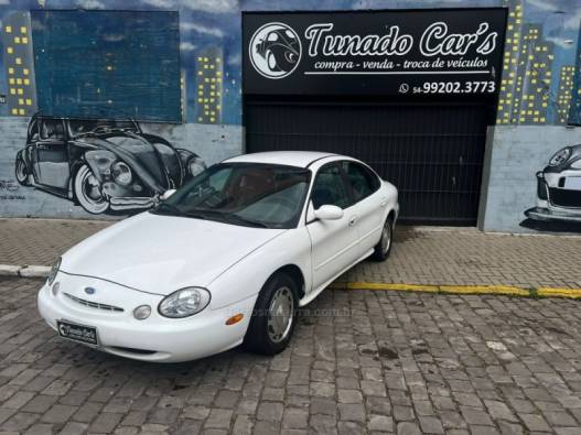 FORD - TAURUS - 1997/1997 - Branca - R$ 17.900,00