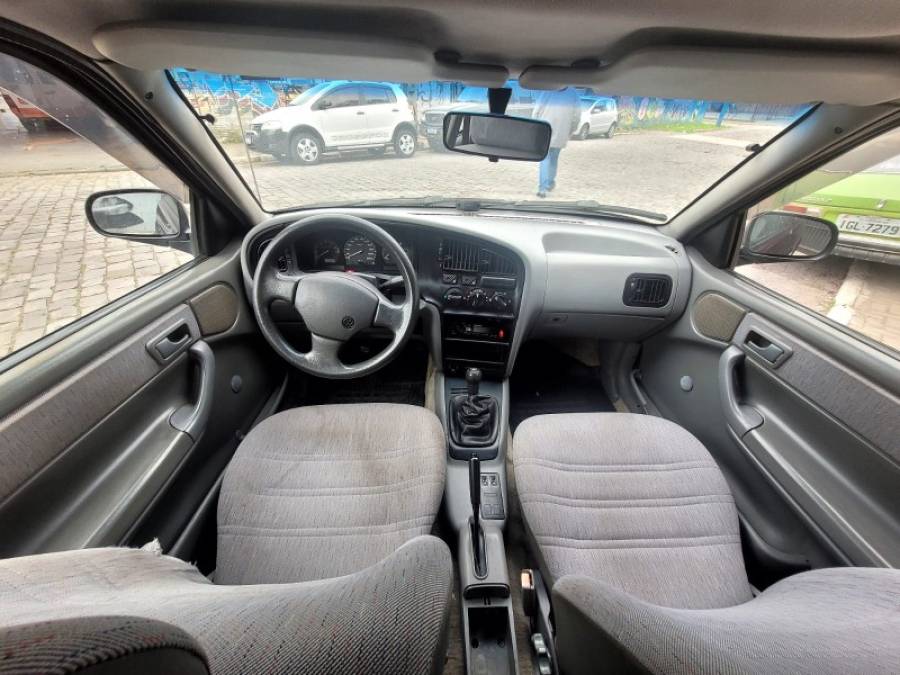 VOLKSWAGEN - LOGUS - 1993/1993 - Vermelha - R$ 20.000,00
