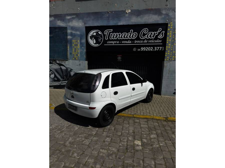 CHEVROLET - CORSA - 2011/2011 - Branca - R$ 31.900,00