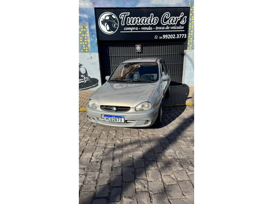 CHEVROLET - CORSA - 2005/2005 - Prata - R$ 28.900,00
