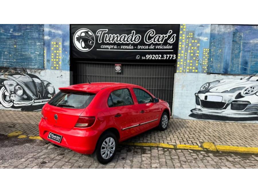VOLKSWAGEN - GOL - 2009/2010 - Vermelha - R$ 23.900,00