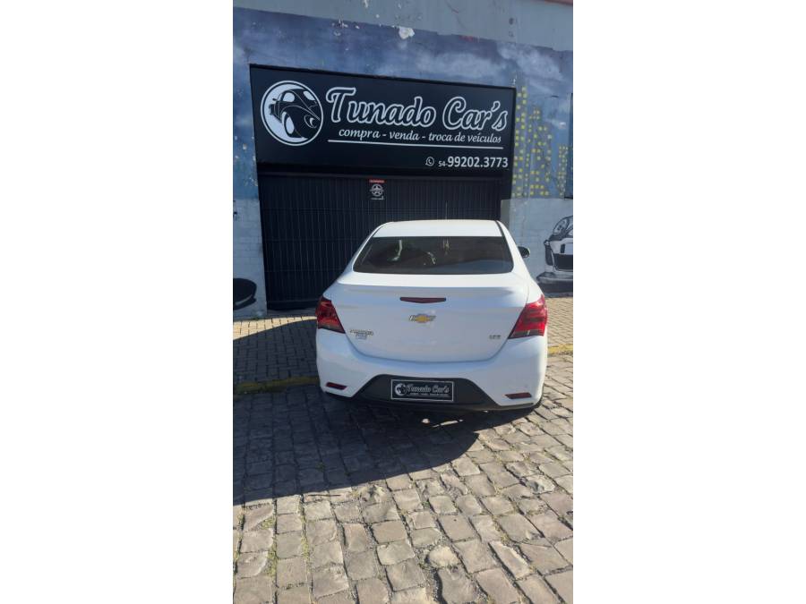 CHEVROLET - PRISMA - 2018/2019 - Branca - R$ 67.500,00