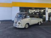 VOLKSWAGEN - KOMBI - 1975/1975 - Bege - R$ 79.900,00