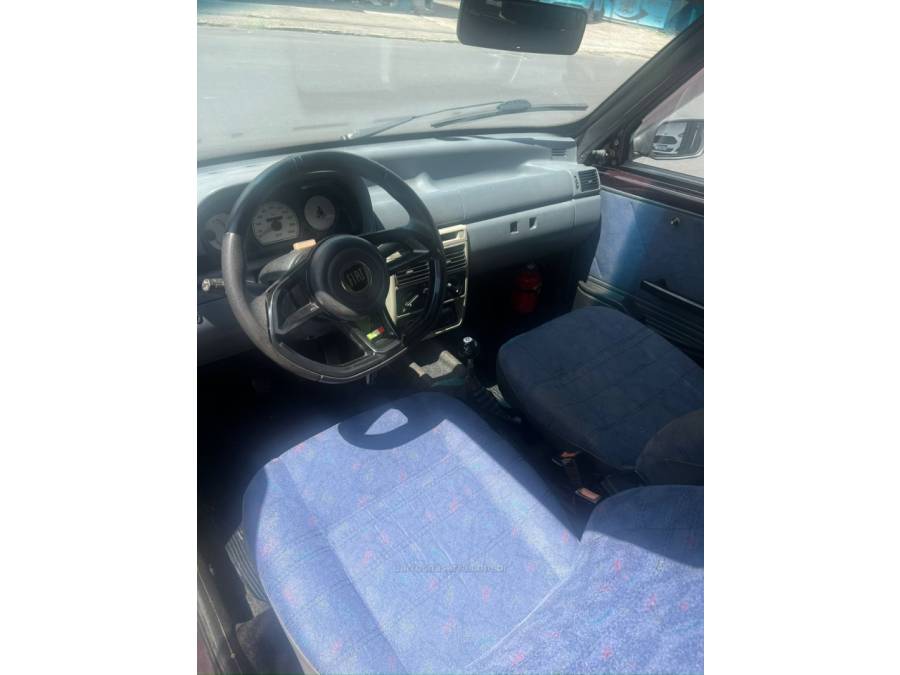 FIAT - UNO - 2002/2002 - Grená - R$ 12.500,00