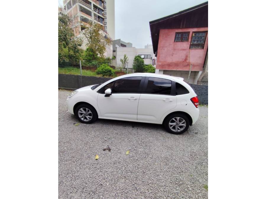 CITROËN - C3 - 2014/2014 - Branca - R$ 37.900,00