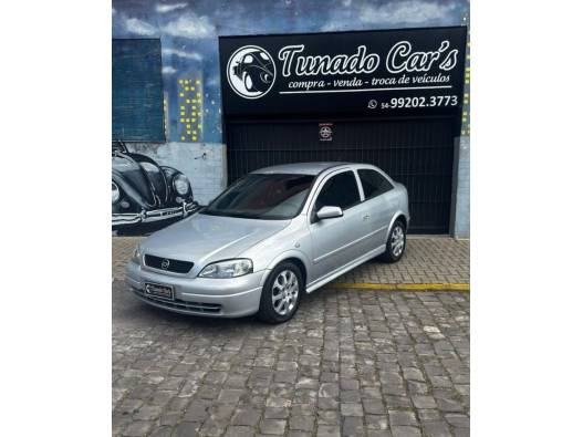 CHEVROLET - ASTRA - 2002/2002 - Prata - R$ 24.900,00