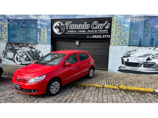VOLKSWAGEN - GOL - 2009/2010 - Vermelha - R$ 23.900,00