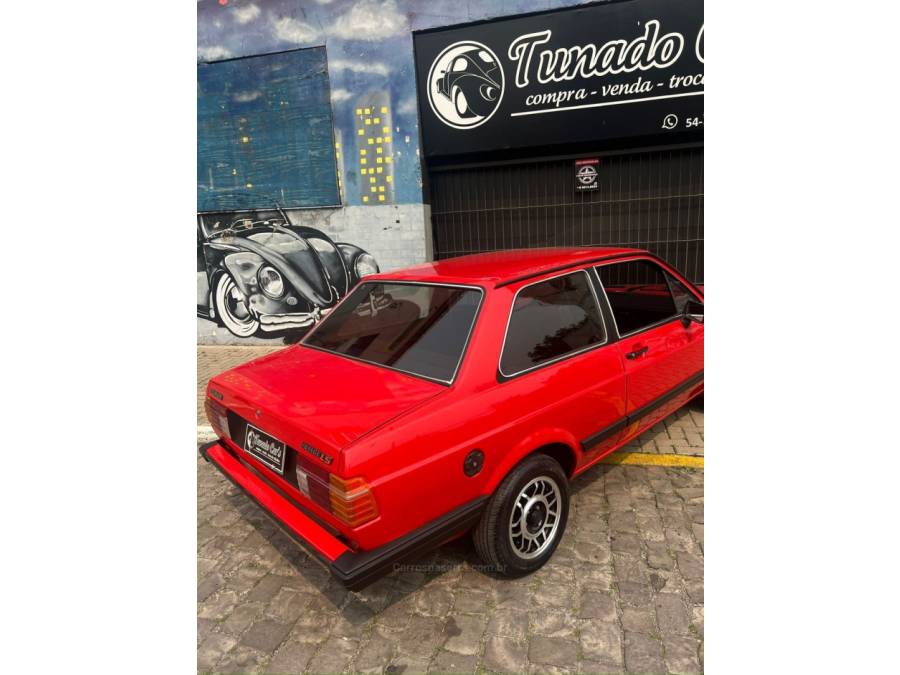 VOLKSWAGEN - VOYAGE - 1982/1982 - Vermelha - R$ 25.900,00