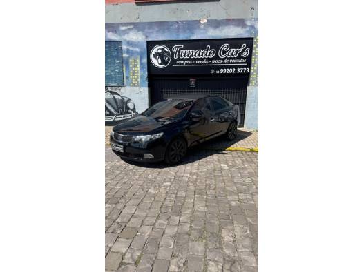 KIA MOTORS - CERATO - 2010/2011 - Preta - R$ 42.900,00