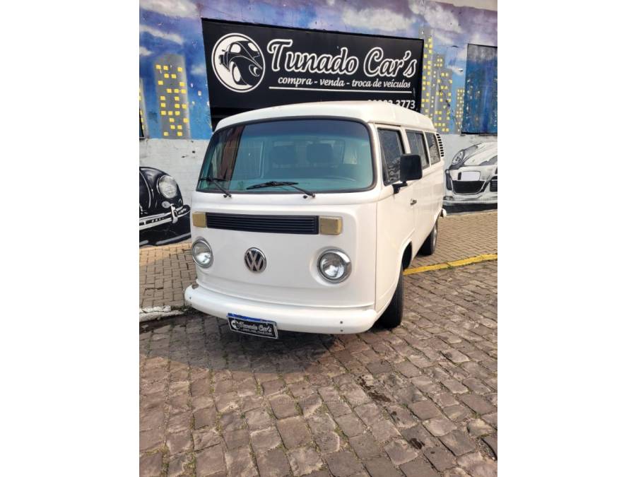 VOLKSWAGEN - KOMBI - 2005/2005 - Branca - R$ 32.900,00