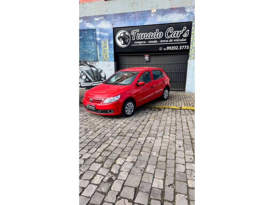 VOLKSWAGEN - GOL - 2009/2010 - Vermelha - R$ 23.900,00