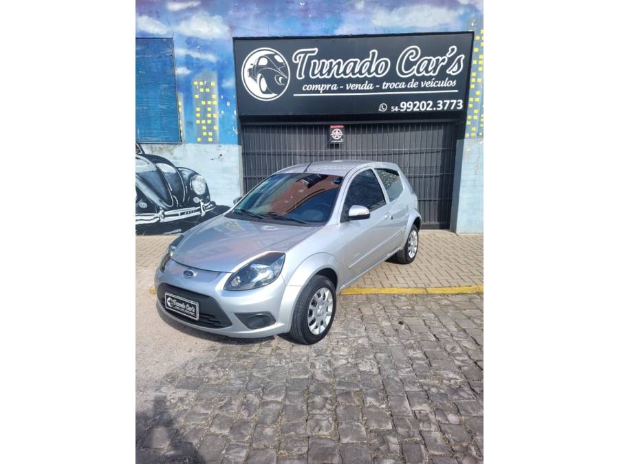 FORD - KA - 2013/2013 - Prata - R$ 28.900,00