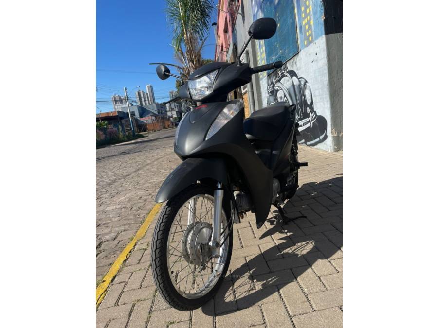 HONDA - BIZ 125 - 2015/2015 - Preta - R$ 11.900,00