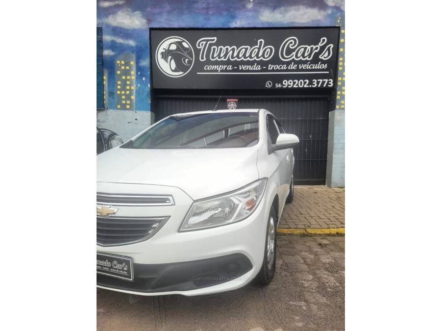 CHEVROLET - ONIX - 2013/2013 - Branca - R$ 43.900,00