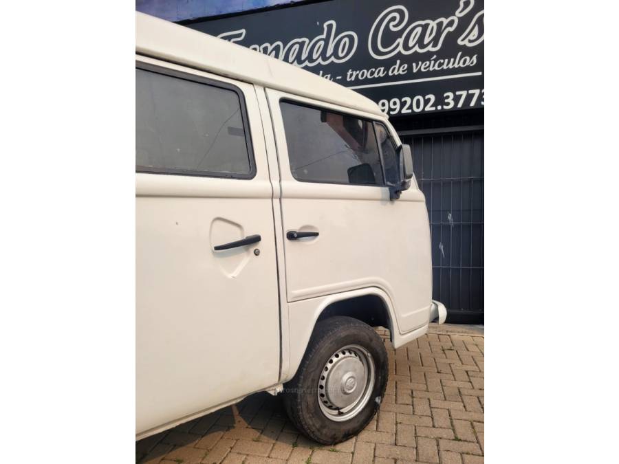 VOLKSWAGEN - KOMBI - 2005/2005 - Branca - R$ 29.900,00