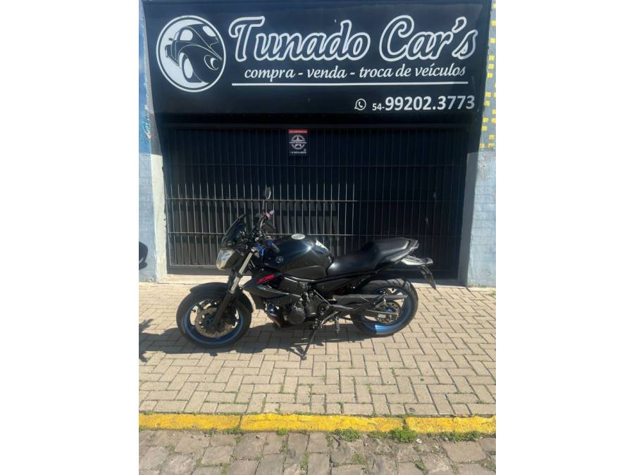 YAMAHA - XJ6 N - 2011/2011 - Preta - R$ 34.900,00