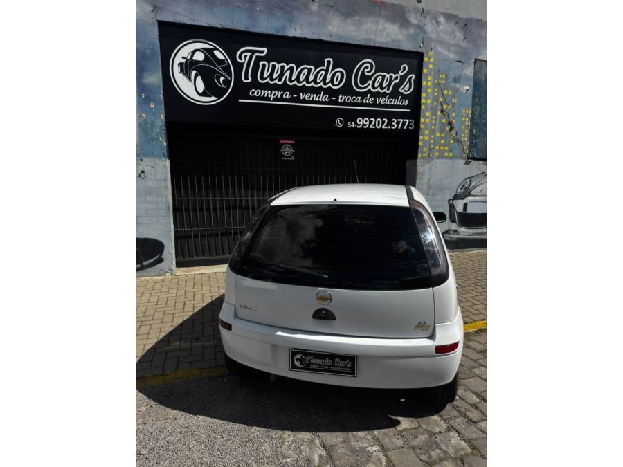 CHEVROLET - CORSA - 2011/2011 - Branca - R$ 31.900,00