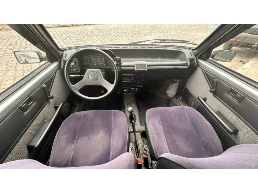 FIAT - PRÊMIO - 1987/1987 - Prata - R$ 18.900,00