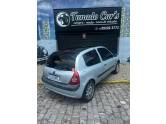 RENAULT - CLIO - 2004/2004 - Prata - R$ 15.900,00